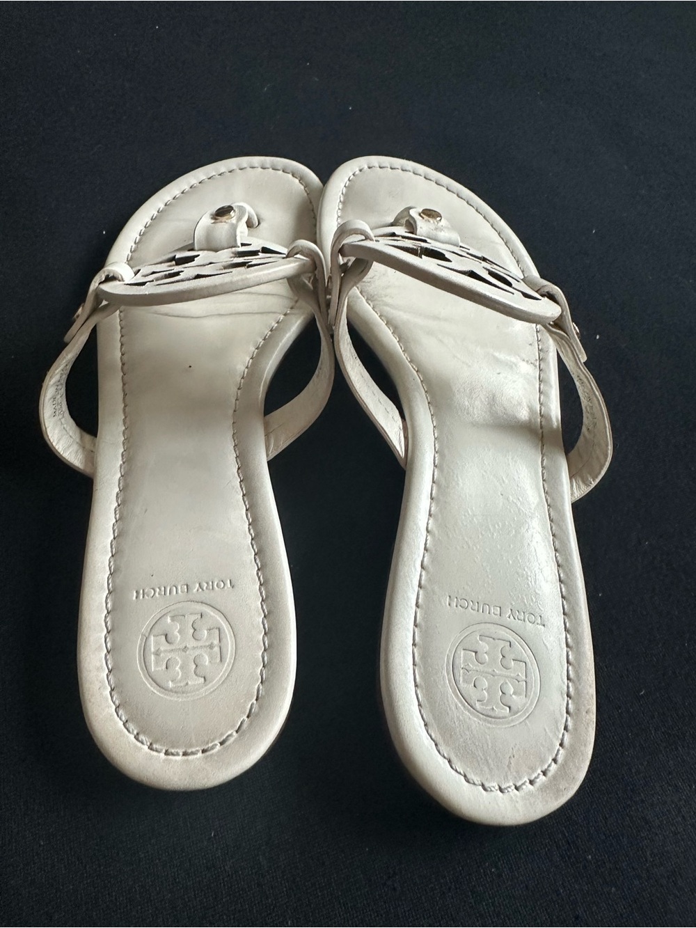 Tory Burch white Miller double T  Circle Logo Thong Sandals - Picture 4 of 8